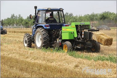 雷沃农装黄金组合闪耀天津，方捆机与小麦机联袂演绎高效收获新篇章